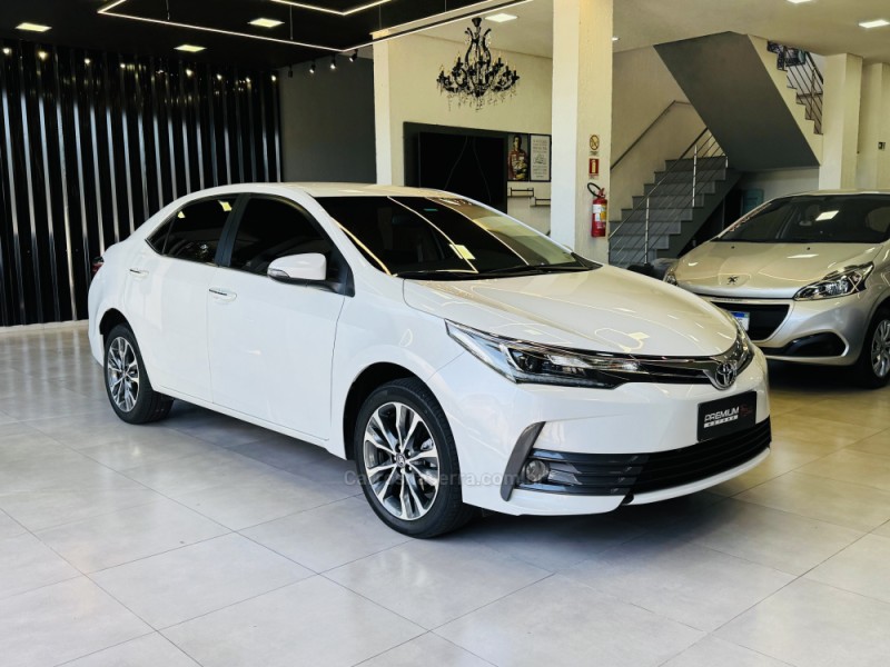 COROLLA 2.0 ALTIS 16V FLEX 4P AUTOMÁTICO