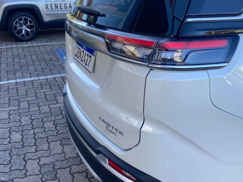 COMMANDER 1.3 LIMITED T270 16V 4X2 TURBO FLEX 4P AUTOMÁTICO - 2022 - BENTO GONçALVES