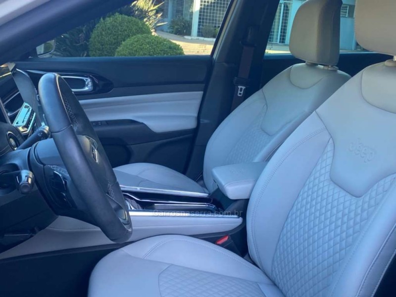 COMMANDER 1.3 LIMITED T270 16V 4X2 TURBO FLEX 4P AUTOMÁTICO - 2022 - BENTO GONçALVES