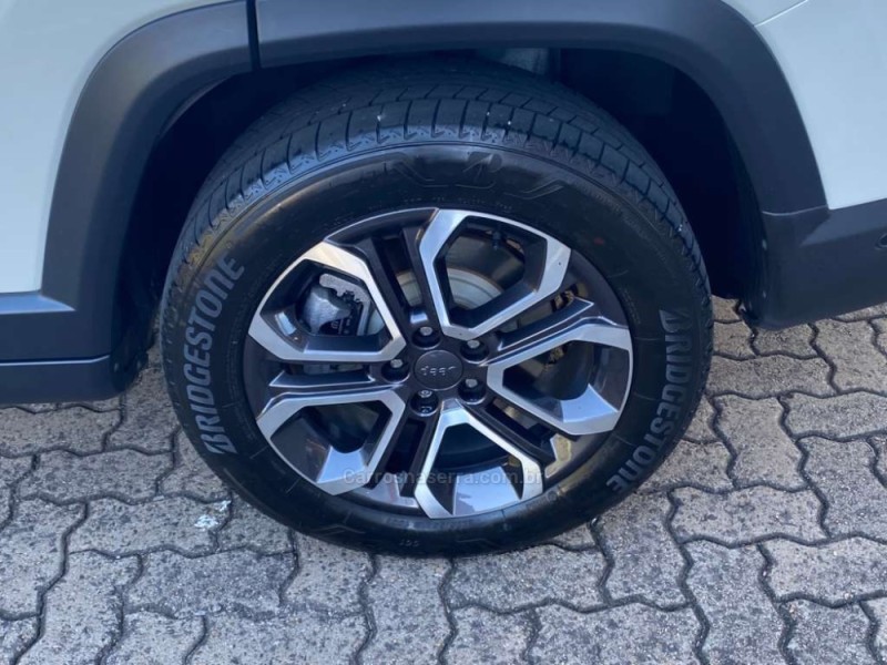 COMMANDER 1.3 LIMITED T270 16V 4X2 TURBO FLEX 4P AUTOMÁTICO - 2022 - BENTO GONçALVES