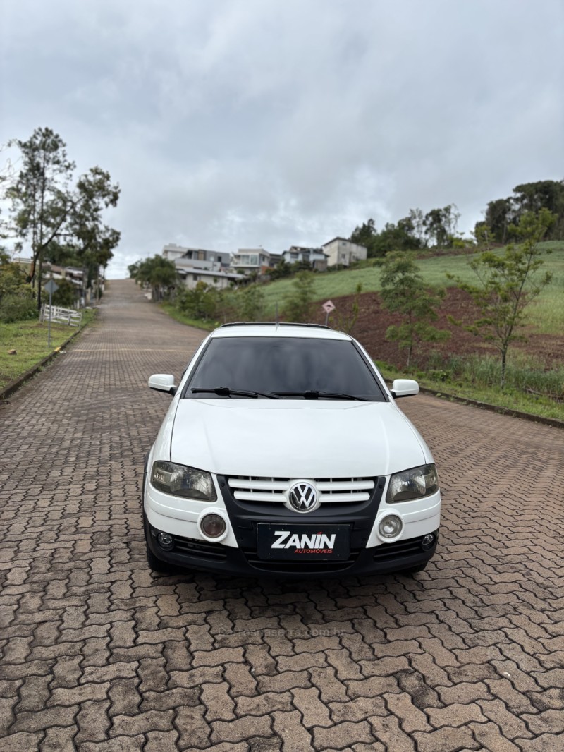 SAVEIRO 1.6 MI SURF CS 8V FLEX 2P MANUAL G.IV - 2009 - SANANDUVA