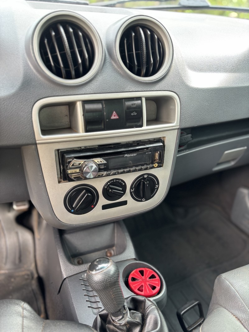 SAVEIRO 1.6 MI SURF CS 8V FLEX 2P MANUAL G.IV - 2009 - SANANDUVA