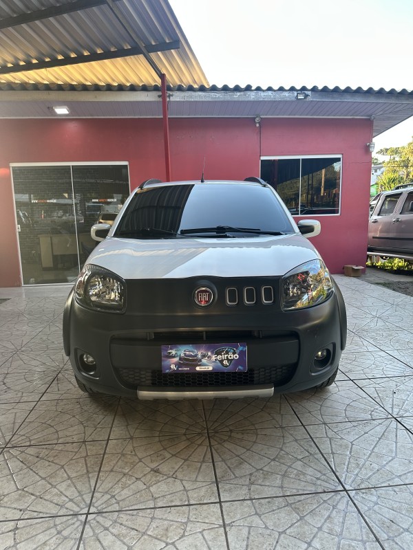 UNO 1.4 EVO WAY 8V FLEX 4P MANUAL - 2014 - CAXIAS DO SUL