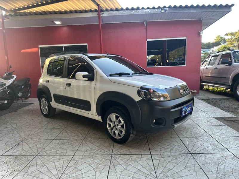 UNO 1.4 EVO WAY 8V FLEX 4P MANUAL - 2014 - CAXIAS DO SUL