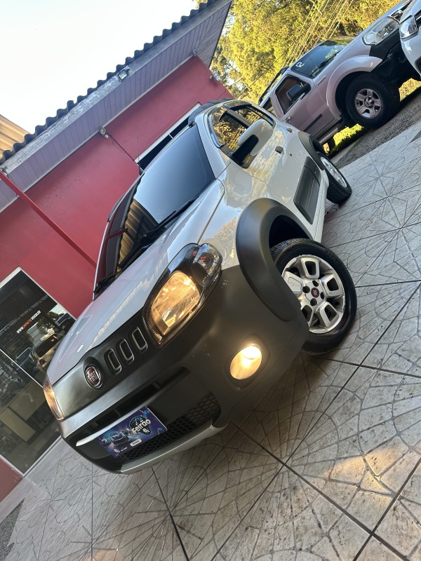 UNO 1.4 EVO WAY 8V FLEX 4P MANUAL - 2014 - CAXIAS DO SUL