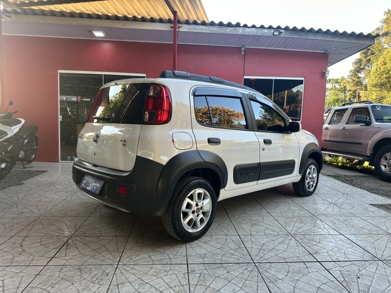 UNO 1.4 EVO WAY 8V FLEX 4P MANUAL - 2014 - CAXIAS DO SUL