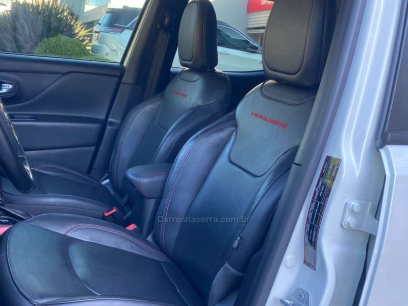 RENEGADE 2.0 16V TURBO DIESEL TRAILHAWK 4P 4X4 AUTOMÁTICO - 2021 - BENTO GONçALVES