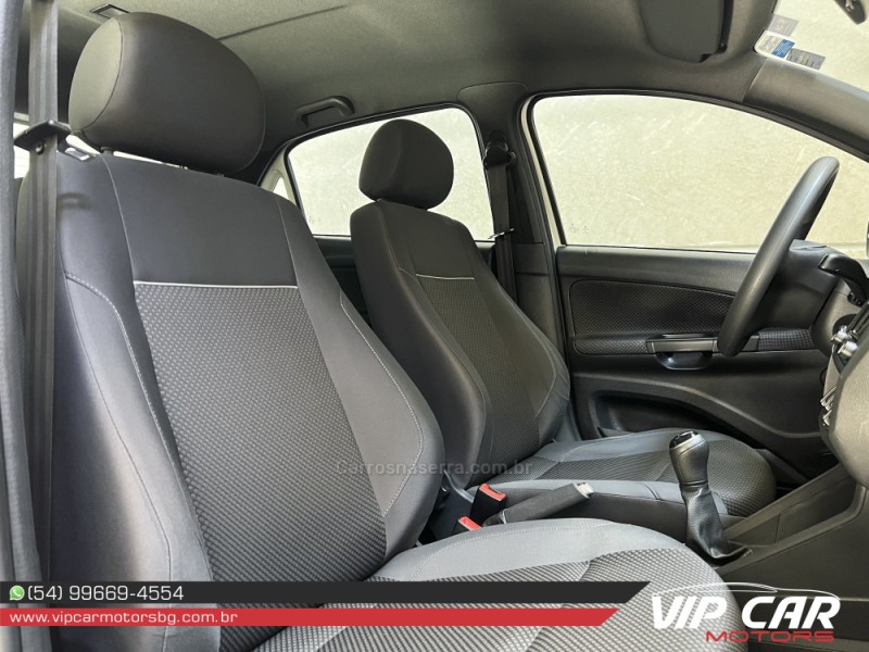 GOL 1.0 TRACK 12V FLEX 4P MANUAL - 2018 - FARROUPILHA