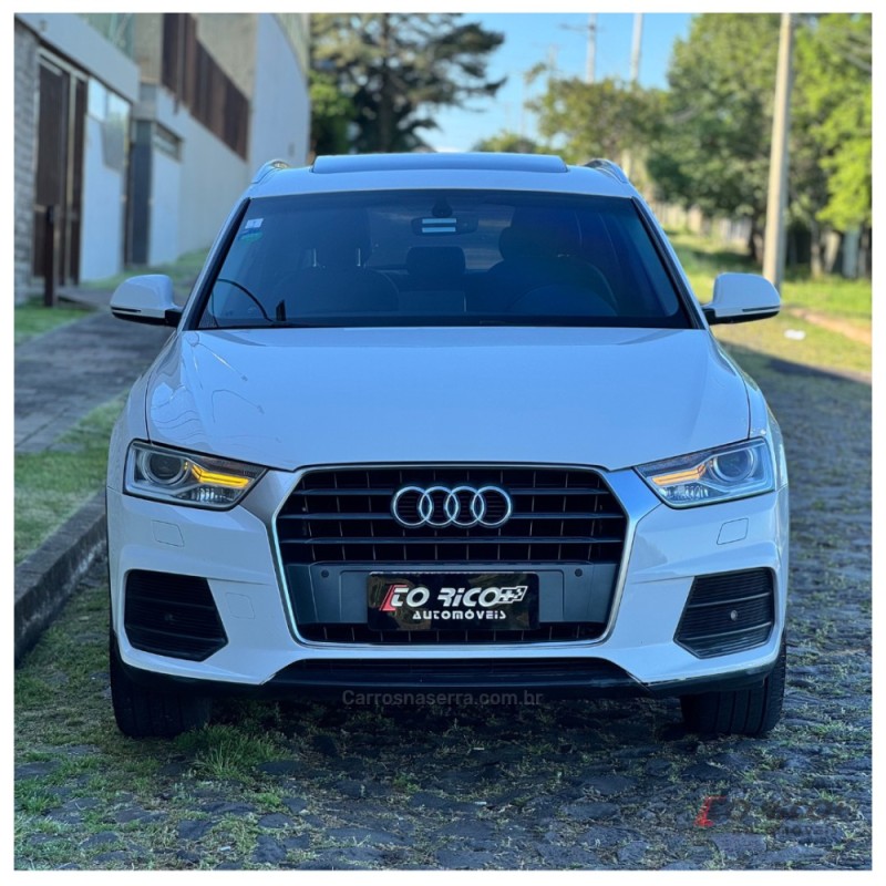 Q3 1.4 TFSI AMBIENTE FLEX 4P S TRONIC - 2017 - CAMPO BOM