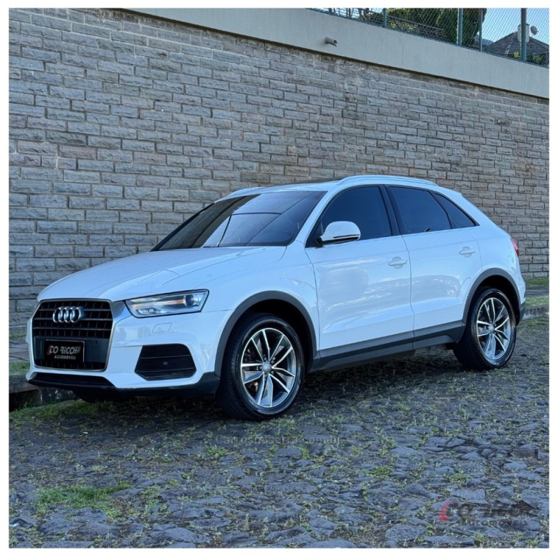 q3 1.4 tfsi ambiente flex 4p s tronic 2017 campo bom