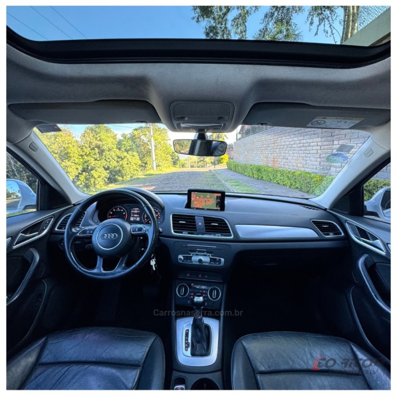 Q3 1.4 TFSI AMBIENTE FLEX 4P S TRONIC - 2017 - CAMPO BOM