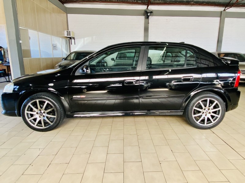 ASTRA 2.0 SFI GSI 16V GASOLINA 4P MANUAL - 2005 - CAXIAS DO SUL