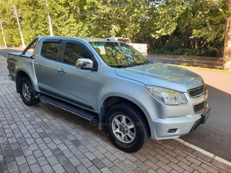 S10 2.4 LT 4X2 CD 8V FLEX 4P MANUAL - 2013 - DOIS IRMãOS