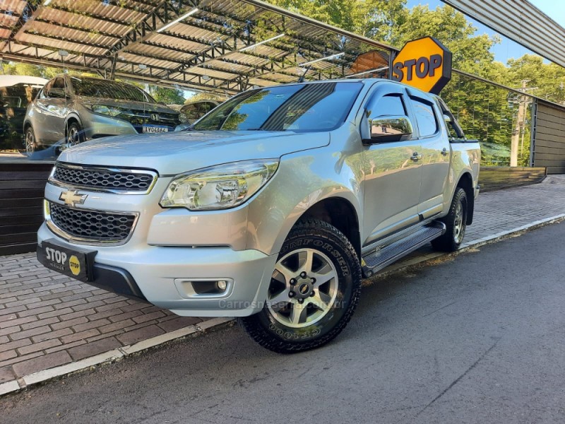 s10 2.4 lt 4x2 cd 8v flex 4p manual 2013 dois irmaos