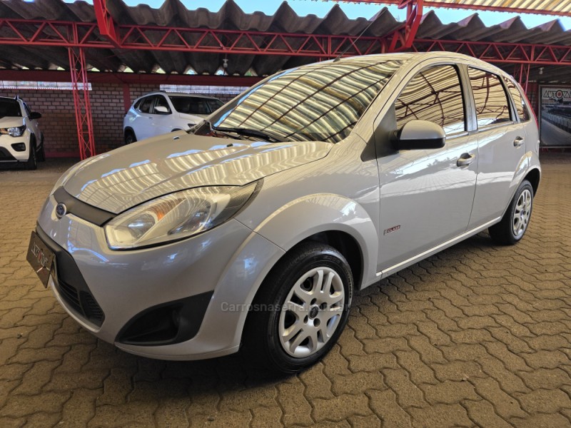 fiesta 1.6 mpi class hatch 8v flex 4p manual 2013 sapiranga