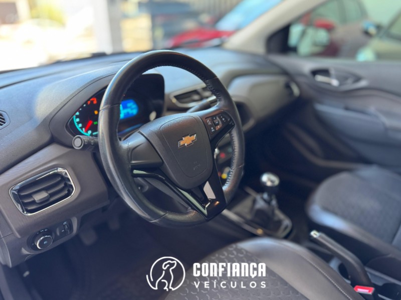 PRISMA 1.4 MPFI LTZ 8V FLEX 4P MANUAL - 2017 - BENTO GONçALVES
