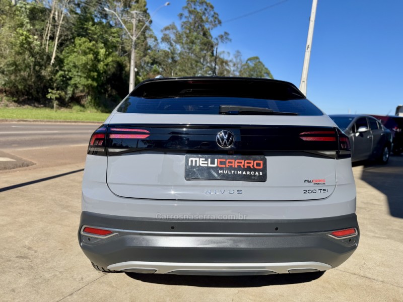 NIVUS 1.0 TSI HIGHLINE FLEX 4P AUTOMÁTICO - 2022 - LAJEADO