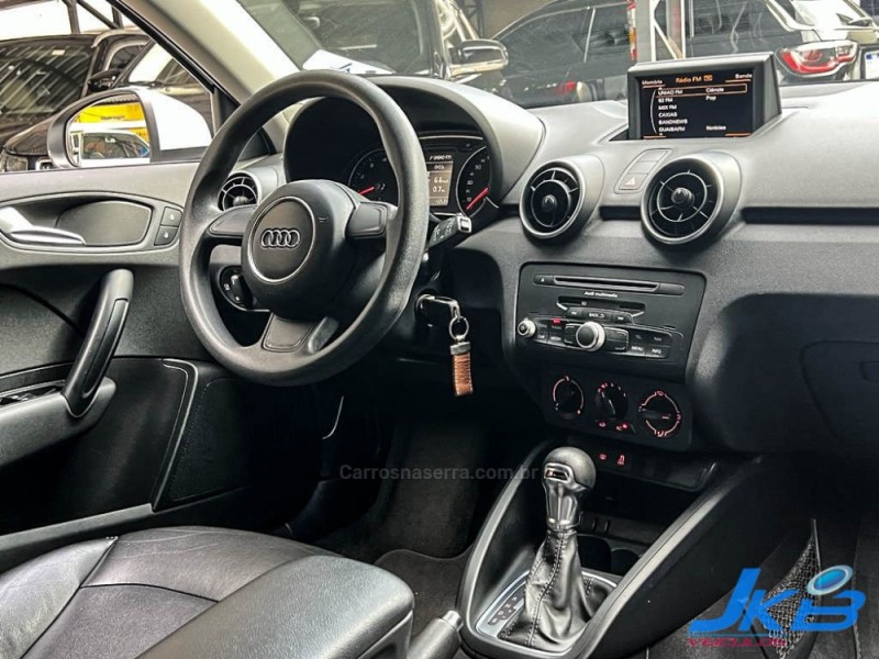 A1 1.4 TFSI ATTRACTION 16V 122CV GASOLINA 4P AUTOMÁTICO - 2015 - NOVO HAMBURGO