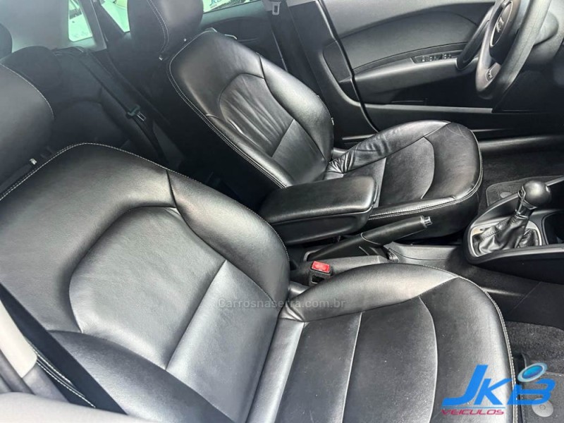 A1 1.4 TFSI ATTRACTION 16V 122CV GASOLINA 4P AUTOMÁTICO - 2015 - NOVO HAMBURGO