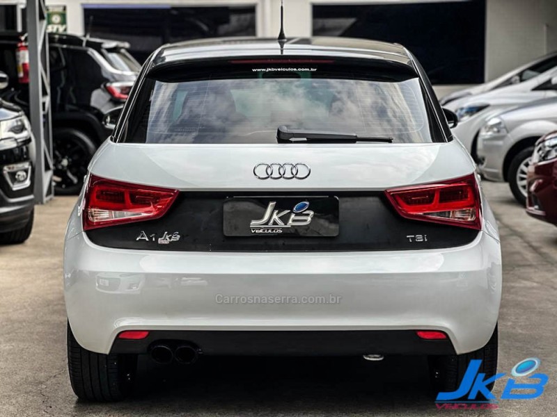 A1 1.4 TFSI ATTRACTION 16V 122CV GASOLINA 4P AUTOMÁTICO - 2015 - NOVO HAMBURGO