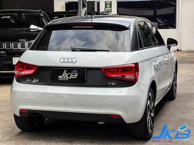 A1 1.4 TFSI ATTRACTION 16V 122CV GASOLINA 4P AUTOMÁTICO - 2015 - NOVO HAMBURGO