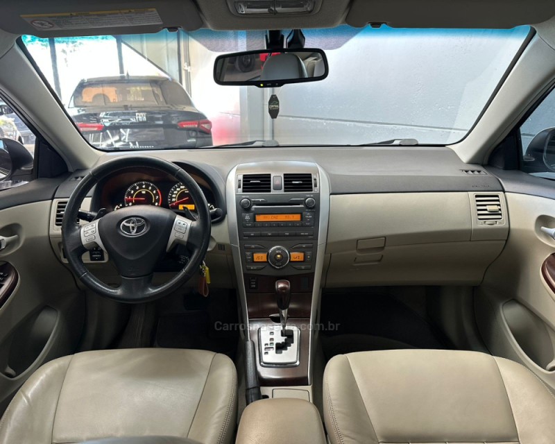 COROLLA 2.0 ALTIS 16V FLEX 4P AUTOMÁTICO - 2013 - VACARIA