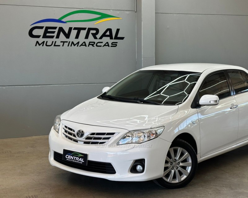 COROLLA 2.0 ALTIS 16V FLEX 4P AUTOMÁTICO - 2013 - VACARIA