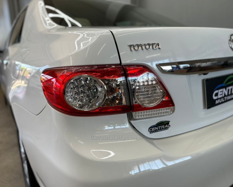 COROLLA 2.0 ALTIS 16V FLEX 4P AUTOMÁTICO - 2013 - VACARIA