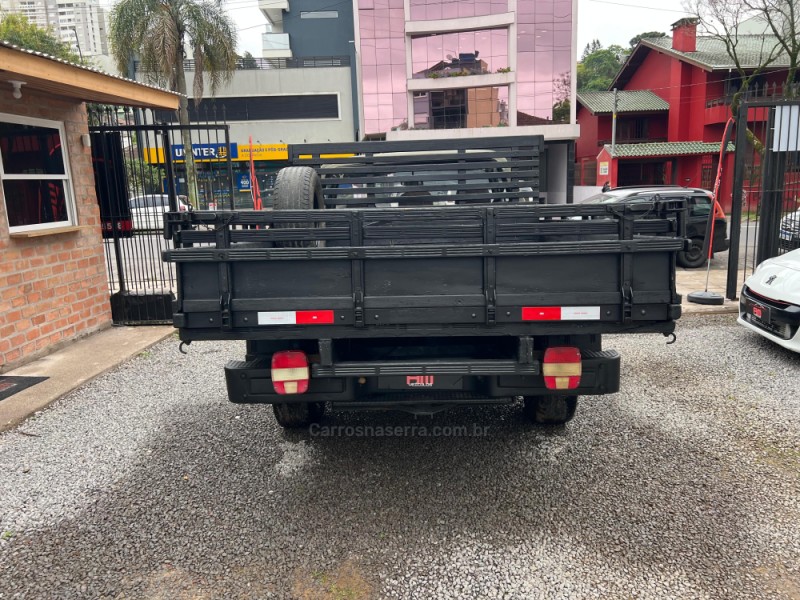 D20 4.0 CUSTOM DE LUXE CS 8V TURBO DIESEL 2P MANUAL - 1986 - CAXIAS DO SUL