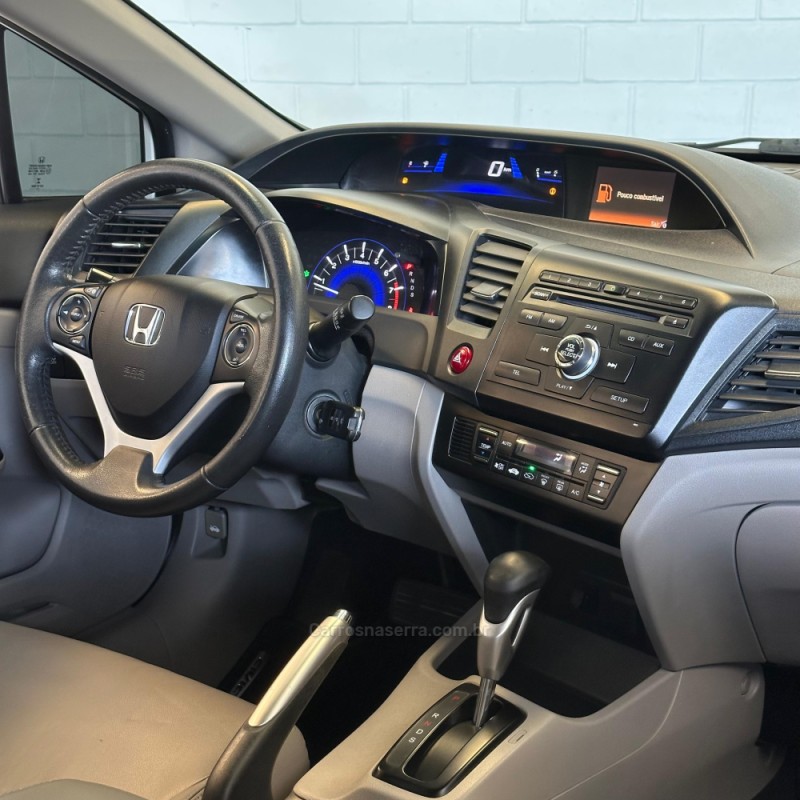 CIVIC 2.0 LXR 16V FLEX 4P AUTOMÁTICO - 2016 - NOVO HAMBURGO