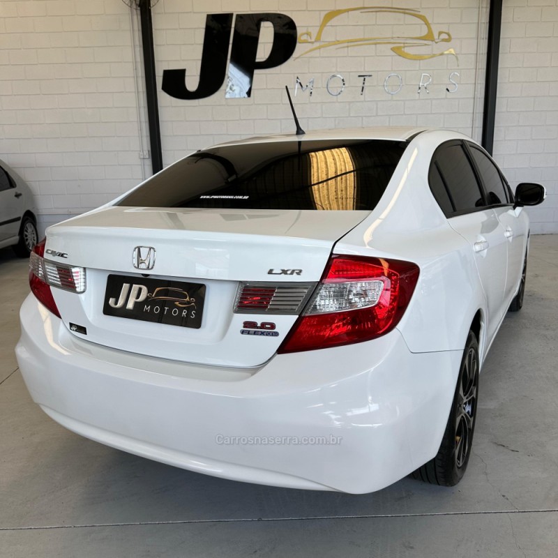CIVIC 2.0 LXR 16V FLEX 4P AUTOMÁTICO - 2016 - NOVO HAMBURGO