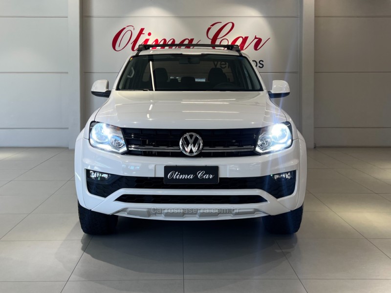 AMAROK 2.0 TRENDLINE 4X4 CD 16V TURBO INTERCOOLER DIESEL 4P AUTOMÁTICO - 2018 - FLORES DA CUNHA