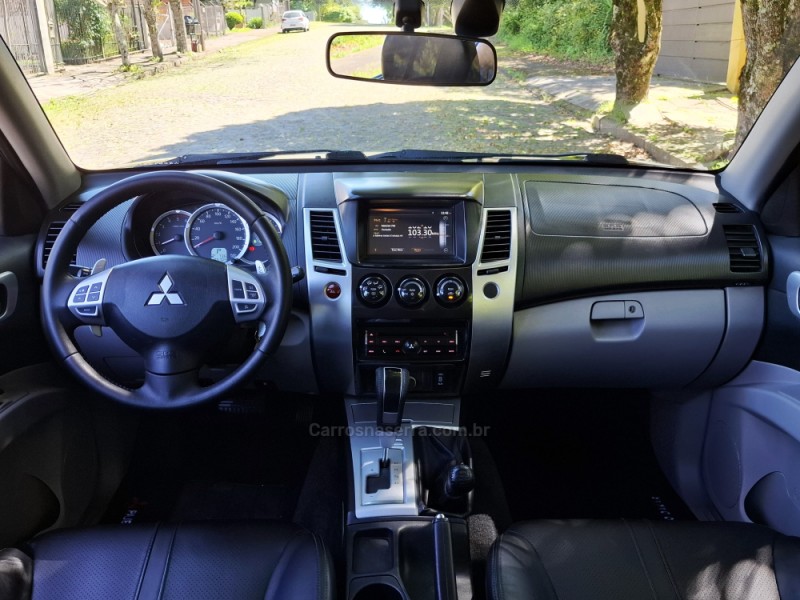 PAJERO DAKAR 3.2 HPE 4X4 7 LUGARES 16V TURBO INTERCOOLER DIESEL 4P AUTOMÁTICO - 2014 - BENTO GONçALVES