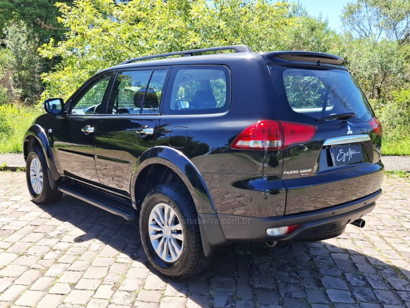 PAJERO DAKAR 3.2 HPE 4X4 7 LUGARES 16V TURBO INTERCOOLER DIESEL 4P AUTOMÁTICO - 2014 - BENTO GONçALVES