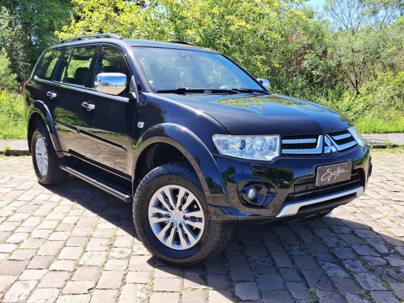 PAJERO DAKAR 3.2 HPE 4X4 7 LUGARES 16V TURBO INTERCOOLER DIESEL 4P AUTOMÁTICO