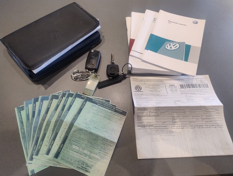 GOLF 1.6 MI SPORTLINE LIMITED EDITION 8V FLEX 4P MANUAL - 2013 - CAXIAS DO SUL