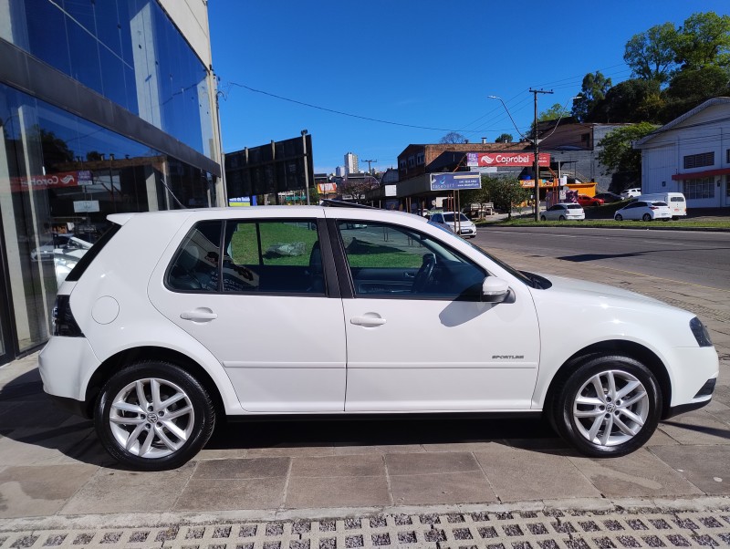 GOLF 1.6 MI SPORTLINE LIMITED EDITION 8V FLEX 4P MANUAL - 2013 - CAXIAS DO SUL