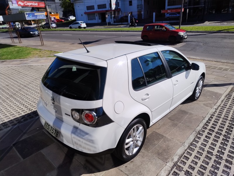 GOLF 1.6 MI SPORTLINE LIMITED EDITION 8V FLEX 4P MANUAL - 2013 - CAXIAS DO SUL