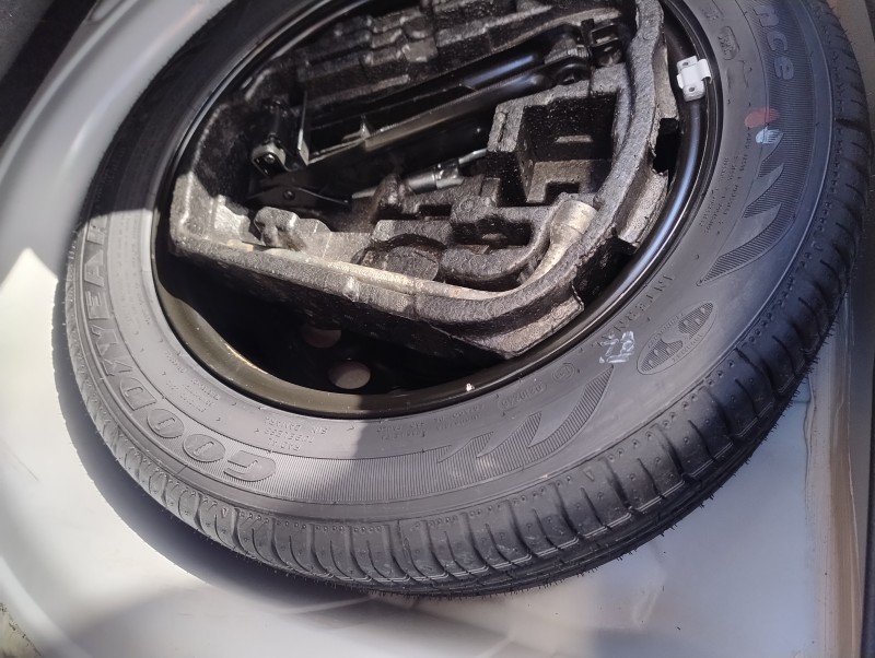 GOLF 1.6 MI SPORTLINE LIMITED EDITION 8V FLEX 4P MANUAL - 2013 - CAXIAS DO SUL