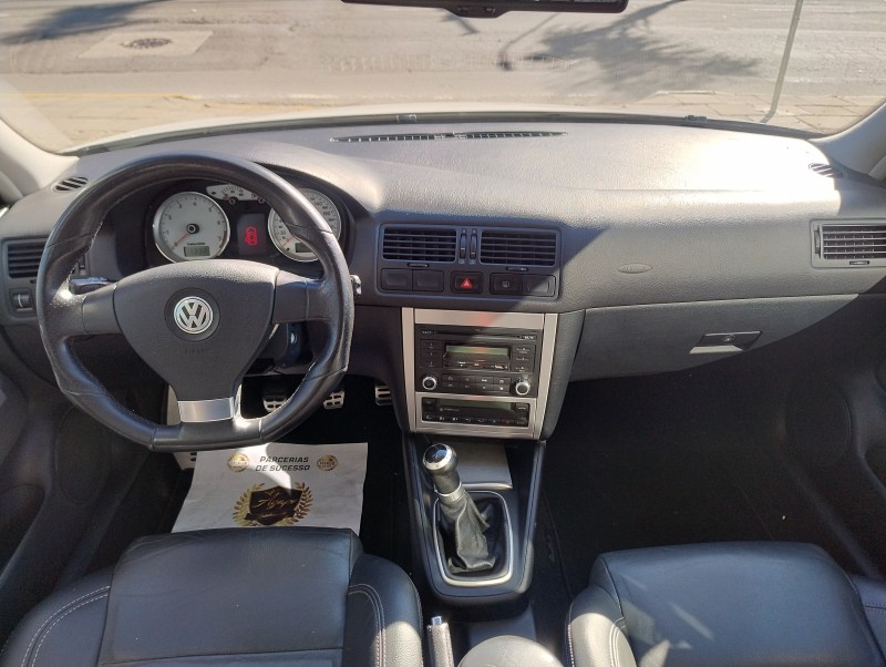 GOLF 1.6 MI SPORTLINE LIMITED EDITION 8V FLEX 4P MANUAL - 2013 - CAXIAS DO SUL