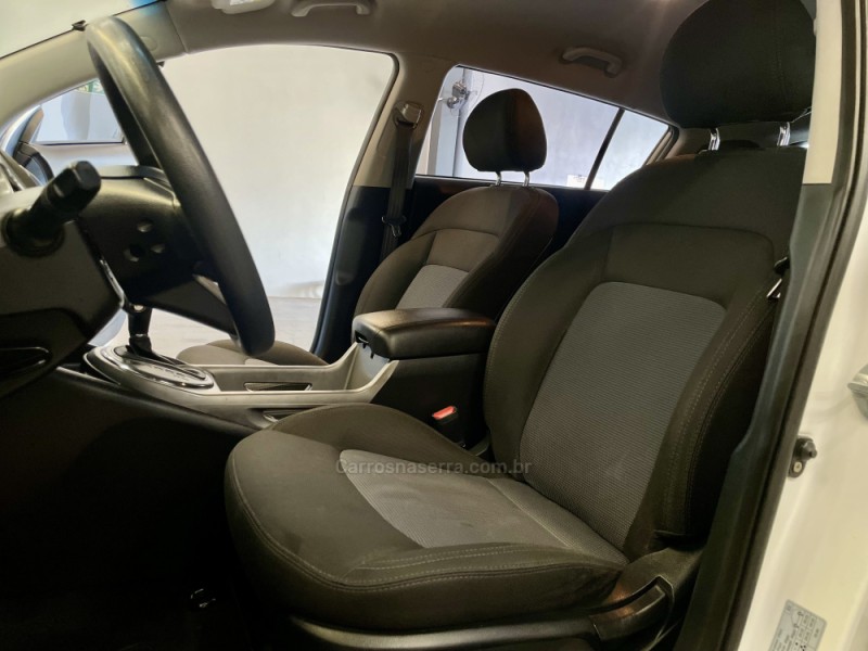 SPORTAGE 2.0 LX 4X2 16V FLEX 4P AUTOMÁTICO - 2015 - SANTA CRUZ DO SUL