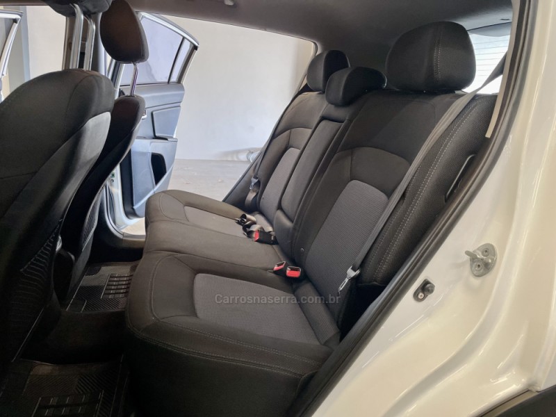 SPORTAGE 2.0 LX 4X2 16V FLEX 4P AUTOMÁTICO - 2015 - SANTA CRUZ DO SUL