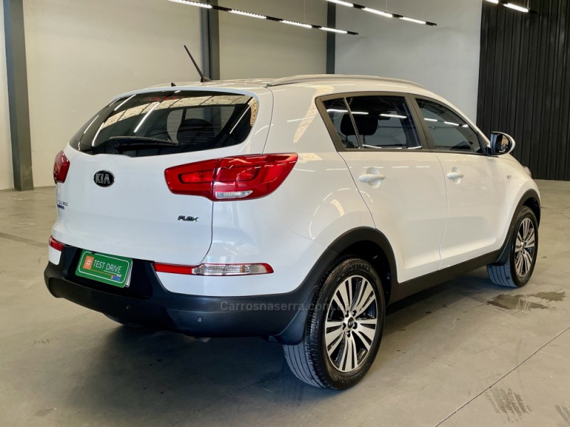 SPORTAGE 2.0 LX 4X2 16V FLEX 4P AUTOMÁTICO - 2015 - SANTA CRUZ DO SUL