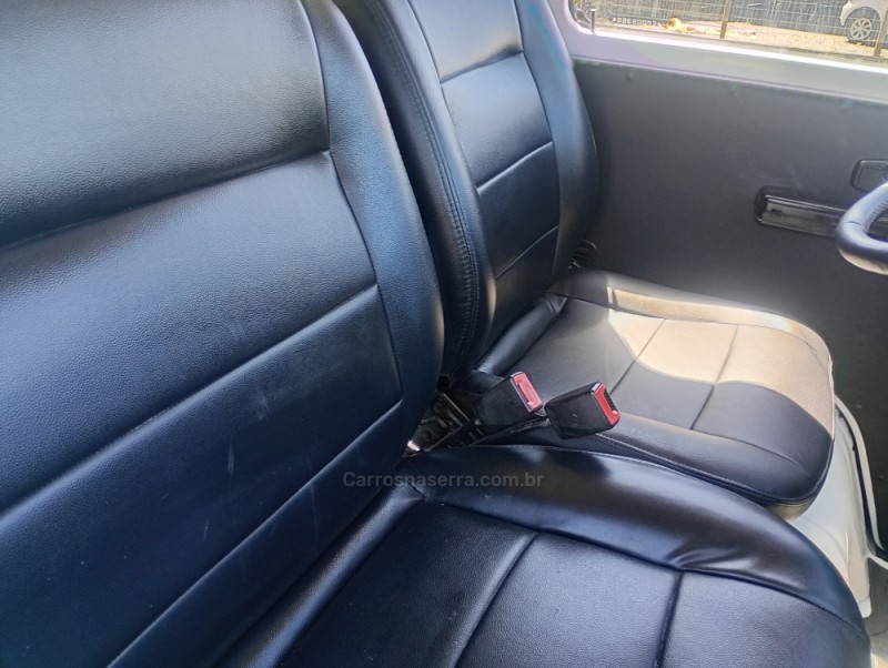 KOMBI 1.4 MI STD LOTAÇÃO 8V FLEX 3P MANUAL - 2014 - FARROUPILHA