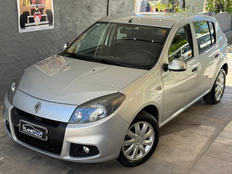 sandero 1.6 expression 8v flex 4p manual 2014 farroupilha