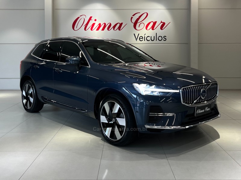 XC60 2.0 T8 ULTIMATE AWD HIBRIDO 4P AUTOMÁTICO - 2024 - FLORES DA CUNHA