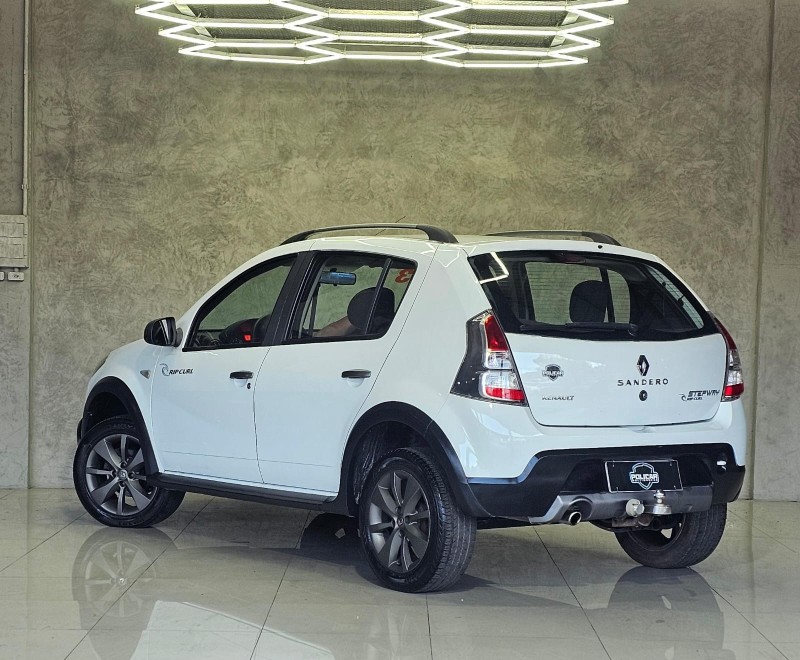 SANDERO 1.6 STEPWAY RIP CURL 8V FLEX 4P MANUAL - 2013 - CAXIAS DO SUL