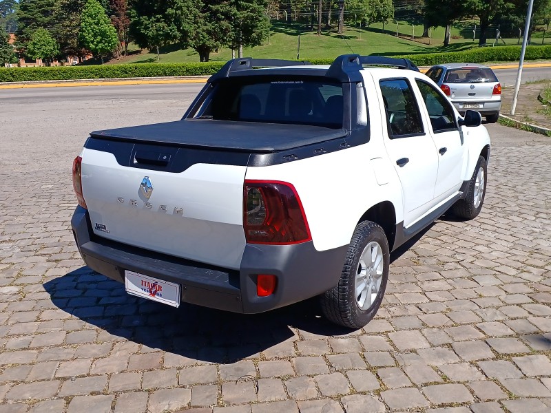 OROCH 1.6 16V EXPRESSION FLEX 4P MANUAL - 2019 - FLORES DA CUNHA