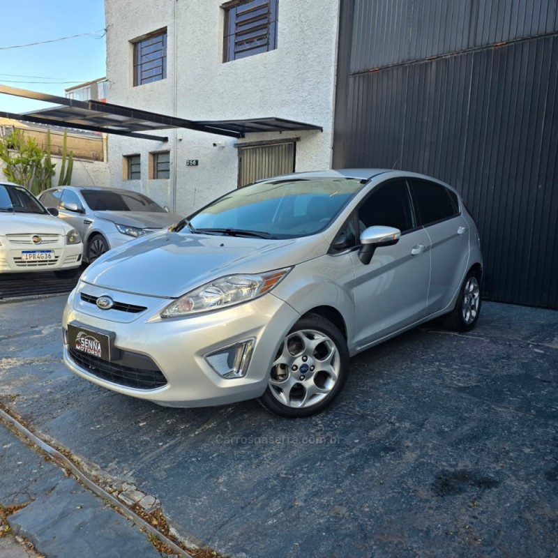 FIESTA 1.6 SE HATCH 16V FLEX 4P MANUAL - 2012 - CAXIAS DO SUL