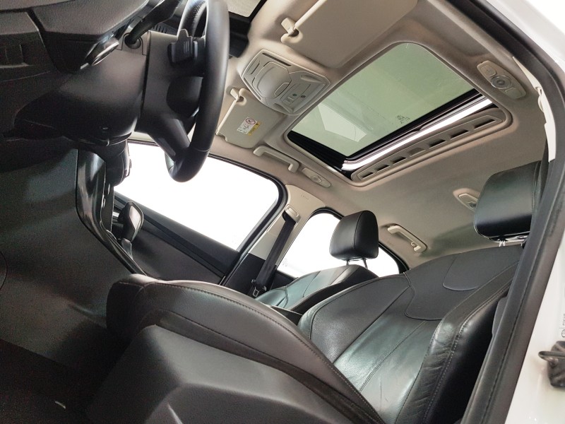 FOCUS 2.0 TITANIUM PLUS FASTBACK 16V FLEX 4P AUTOMÁTICO - 2016 - CAXIAS DO SUL